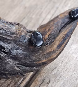 Svart Turmalin trumlad, silverpläterat hänge -20% fynd nagg/sprickor