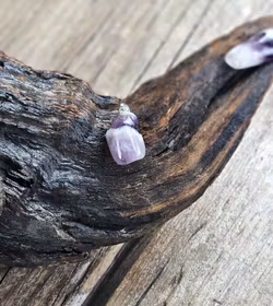 Ametist trumlad, silverpläterat hänge -50% fynd ojämna/mindre mönster