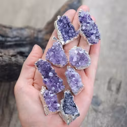 Ametistkluster, silverpläterat hänge -50% fyndexemplar behov av silverputs