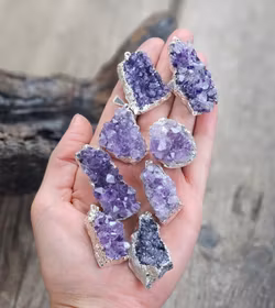 Ametistkluster, silverpläterat hänge -50% fyndexemplar behov av silverputs