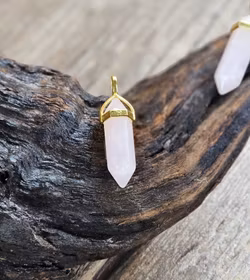 Rosenkvarts polerad spets, guldpläterat hänge -40% fynd svagare färg