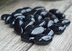 Svart Turmalin, cuddlestone -20% fynd små