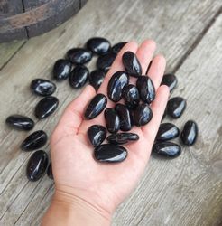 Svart Turmalin, cuddlestone -20% fynd små