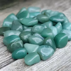 Grön Aventurin, trumlade -70% fynd sprickor