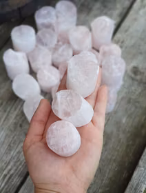 Rosenkvarts, borrad stav -20% FYND! utgående