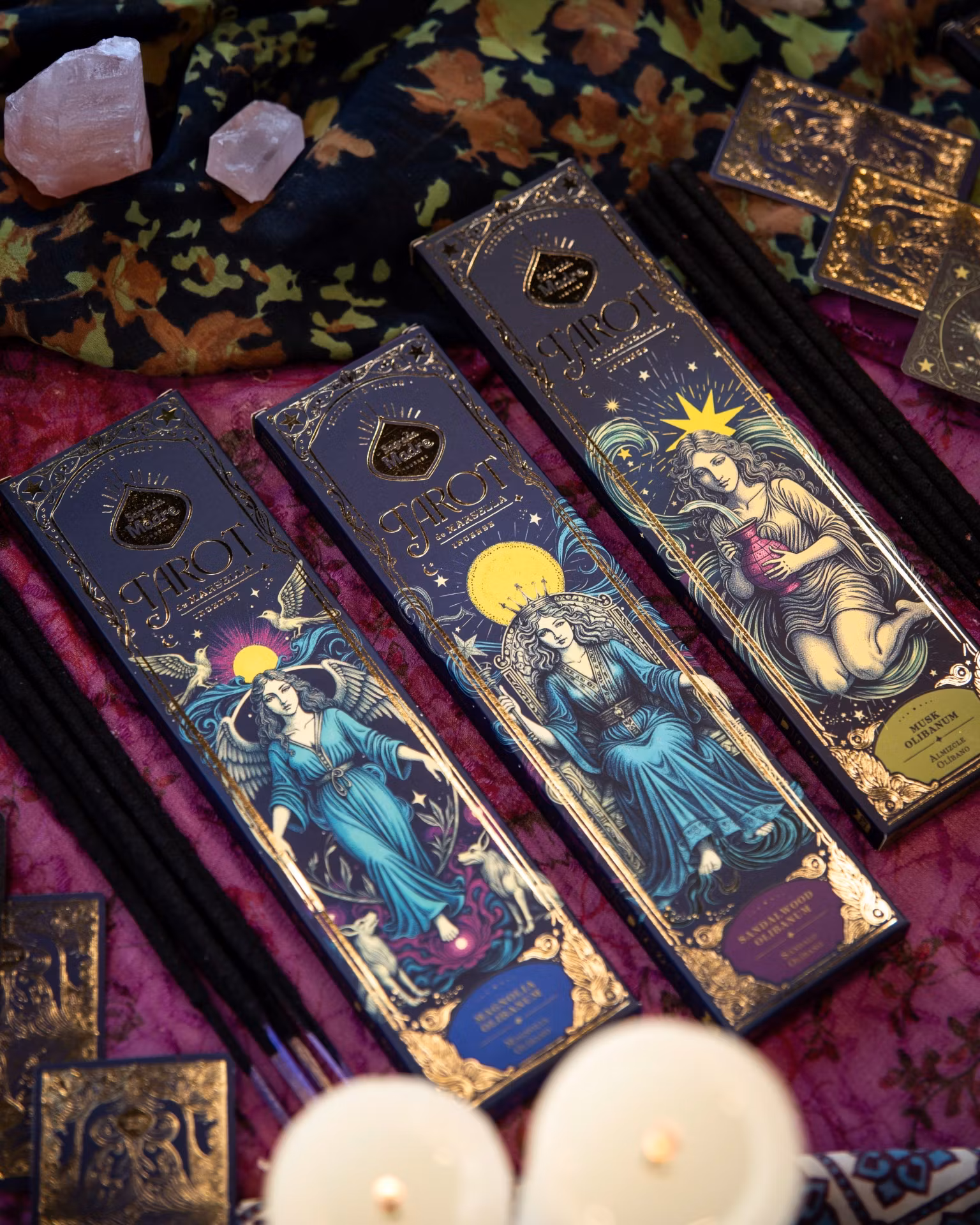 Sagrada Madre – Tarot de Marsella Nag Champa & Olibanum, rökelsepinnar + 1 tarotkort