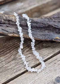 Bergkristall chipshalsband – lång modell (80–90 cm)