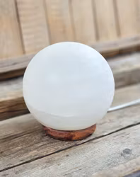 Himalaya Saltkristall, lampa vit klot -40% p.g.a. gula inslag