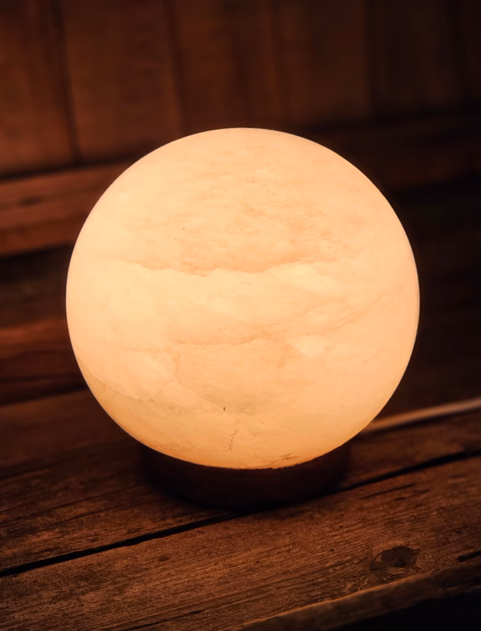 Himalaya Saltkristall, lampa vit klot -40% p.g.a. gula inslag