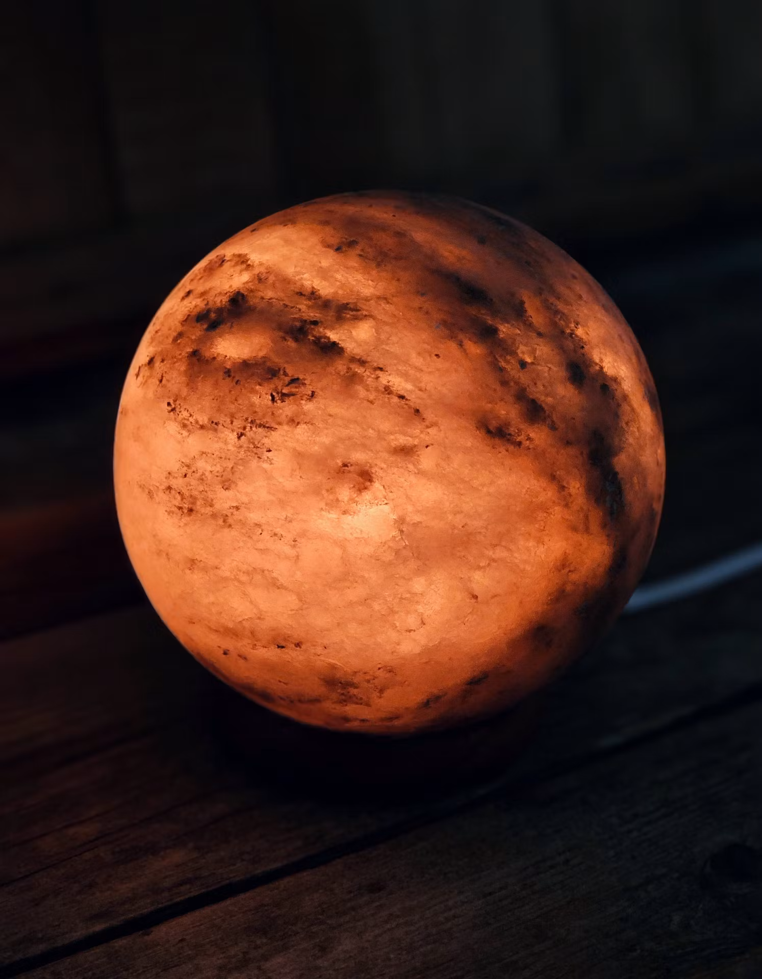 Himalaya Saltkristall, lampa svart klot -30% p.g.a. skada