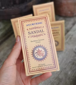 Ayurvedic - Sandal, rökelsekoner backflow