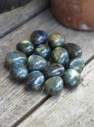 Labradorit, cuddlestone -20% fynd mindre storlek/ev sprickor