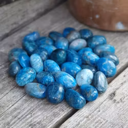 Apatit, trumlad rund