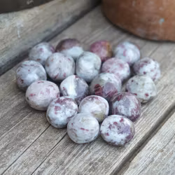 Rubellit (Rosa Turmalin i Kvarts), cuddlestone