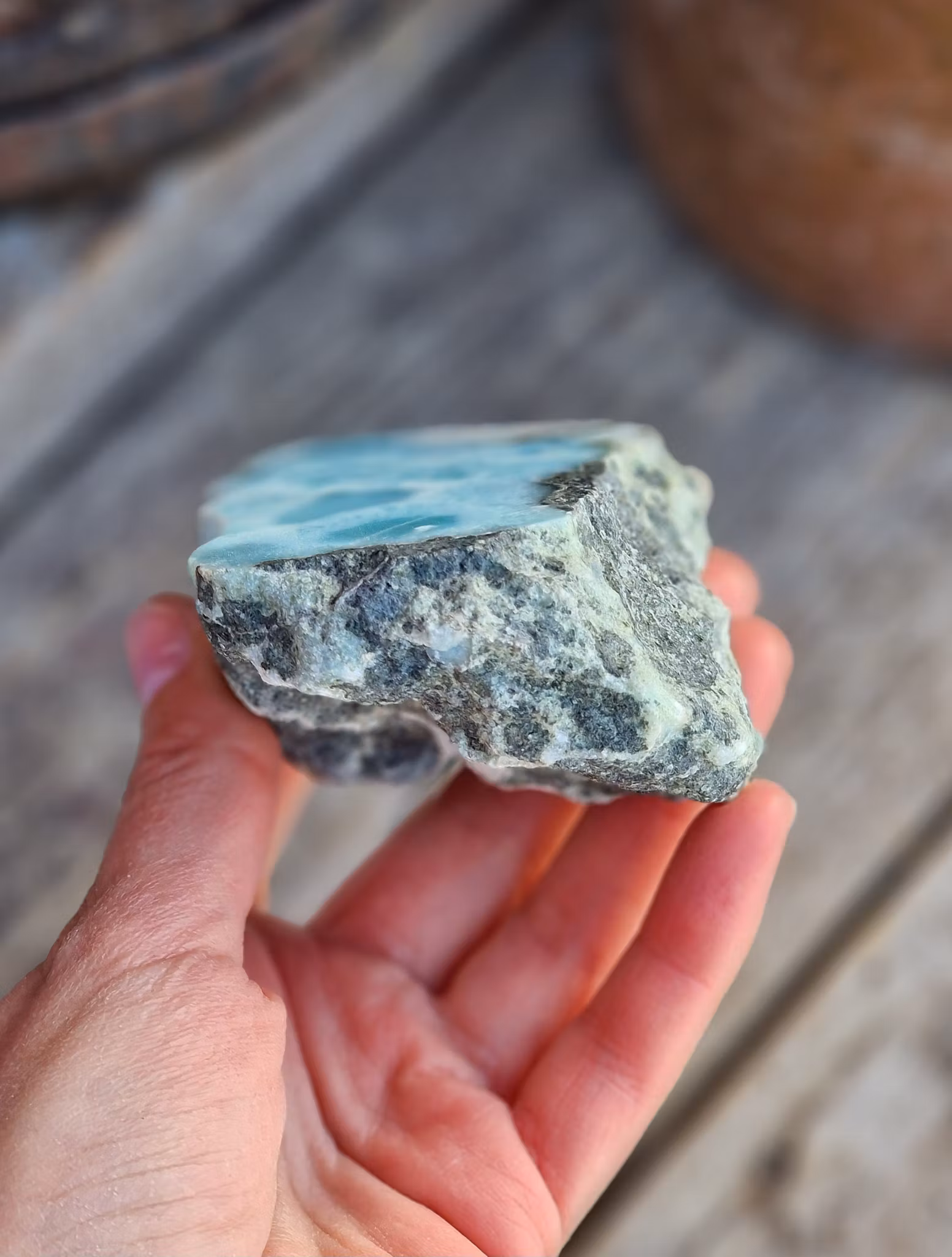 Larimar, stor halvpolerad