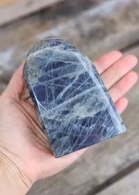 Lila Labradorit (Sunset Labradorit), polerad kristall stående friform #41