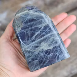 Lila Labradorit (Sunset Labradorit), polerad kristall stående friform #41