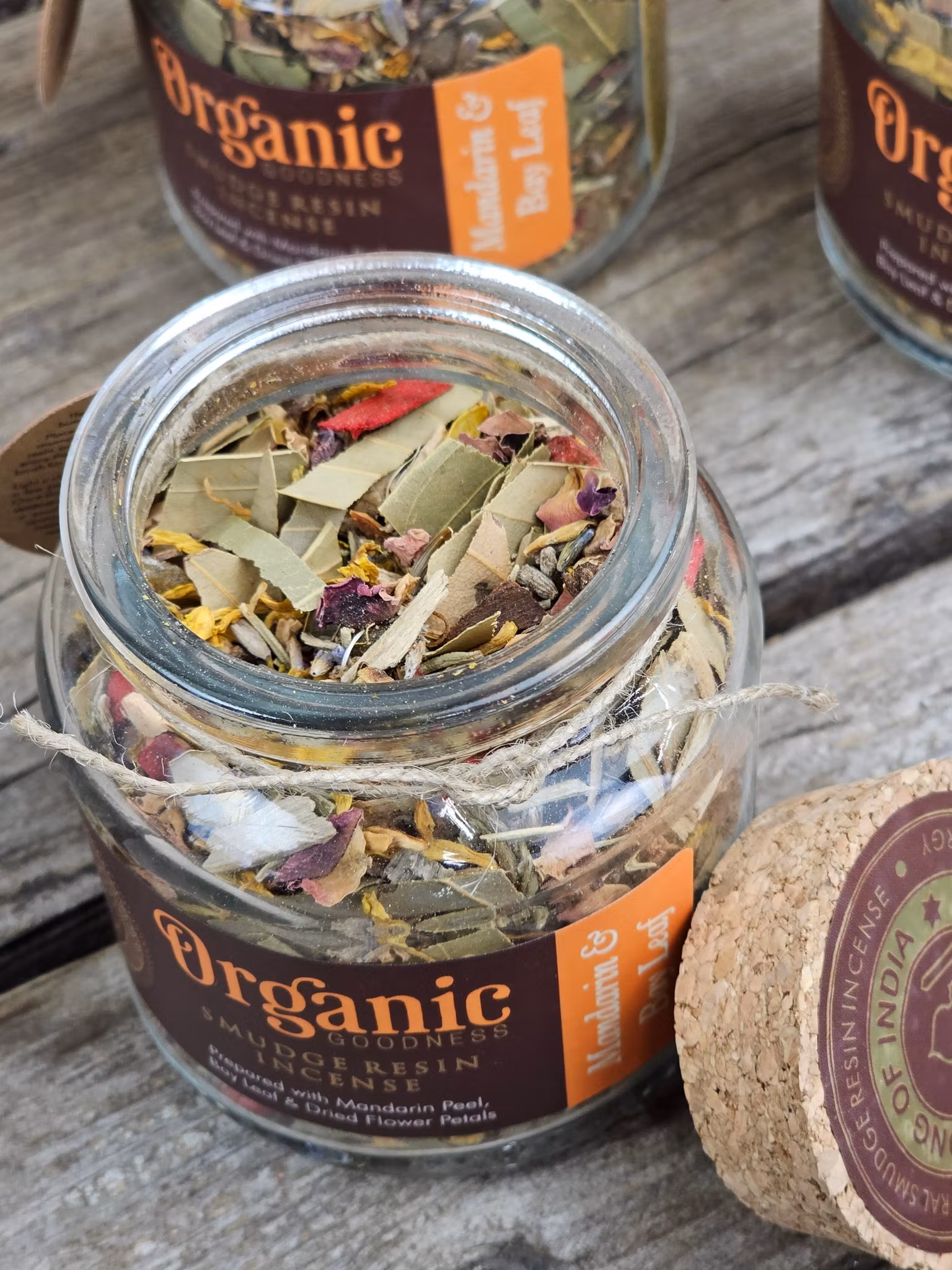 Song Of India - Mandarin & bay leaf, smudge resin