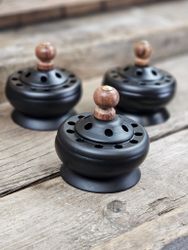 Rökelsebrännare, svart med lock