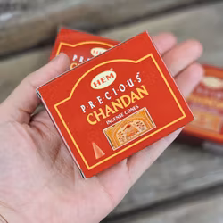 HEM - Precious Chandan, rökelsekoner