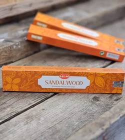 HEM - Sandalwood Premium Masala Incense, rökelsepinnar