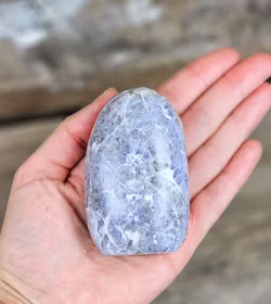 Lepidolit, polerad kristall stående friform #2