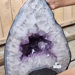 Ametistgrotta 20,74 kg