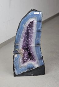 Ametistgrotta 28,54 kg