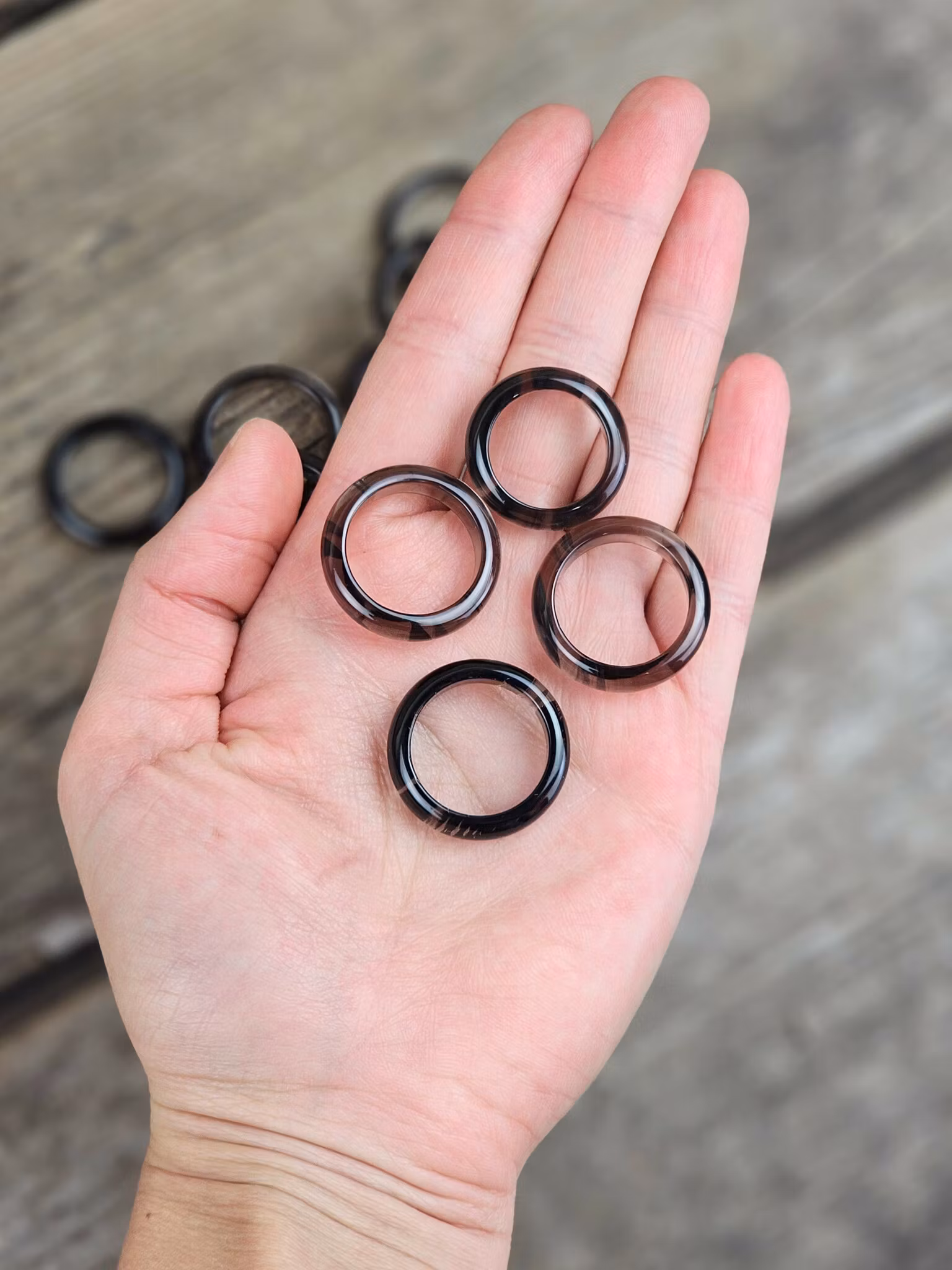 Klotställ, Obsidian ring