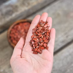 Röd Jaspis, kristallchips