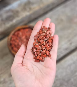 Röd Jaspis, kristallchips