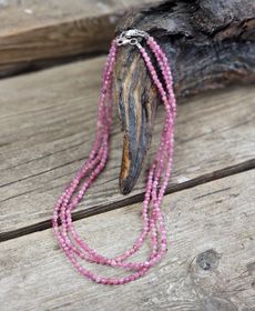 Rosa Turmalin, halsband 4mm facetterade pärlor 925s.