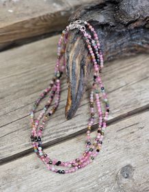 Vattenmelon Turmalin, halsband 4mm facetterade pärlor 925s.