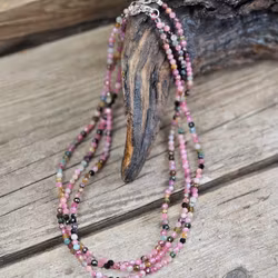 Vattenmelon Turmalin, halsband 4mm facetterade pärlor 925s.