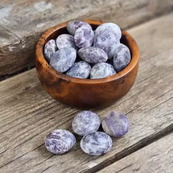 Lepidolit, mini touchstone