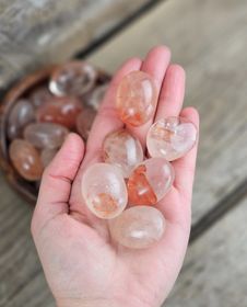 Hematoidkvarts (Röd Golden Healer), mini touchstone