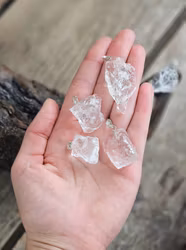 Bergkristall rå, silverpläterat hänge