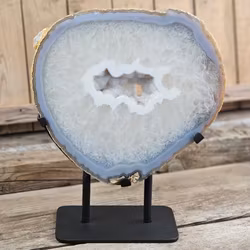 Agatskiva, stor på ställning #2