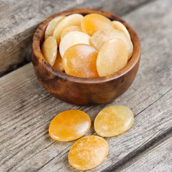 Gul Kalcit platta, touchstone