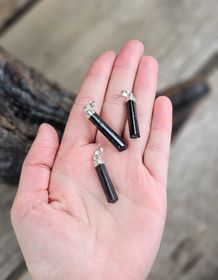 Svart Turmalin, polerad spets 925 silver hänge