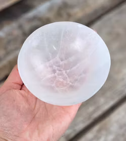 Vit Selenit, rund skål 10 cm