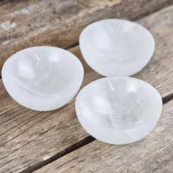 Vit Selenit, rund skål 10 cm