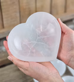 Vit Selenit, extra stort hjärta skål 15 cm