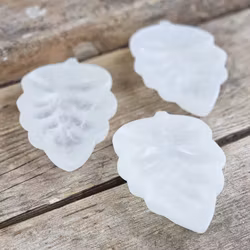 Vit Selenit, stort löv skål 12 cm