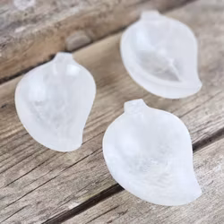 Vit Selenit, litet löv skål 10 cm