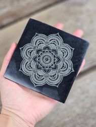 Rökelsehållare, svart täljsten Mandala
