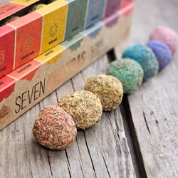 Sagrada Madre - 7 Chakra Bombita, rökelsebollar