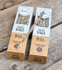 Sagrada Madre - Vit Salvia & Copal, rökelsepinnar