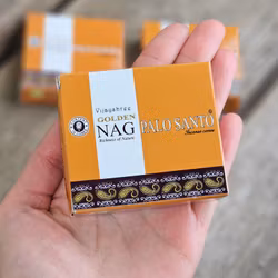 Vijayshree - Golden Nag Palo Santo, rökelsekoner