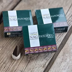 Vijayshree - Golden Nag Patchouli, rökelsekoner